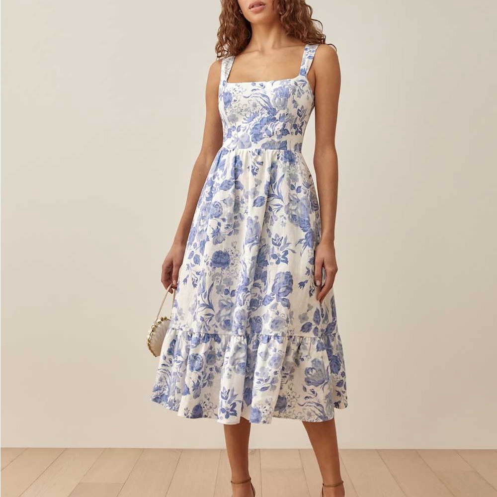 Reformation Bucatini linen dress in Lucerne